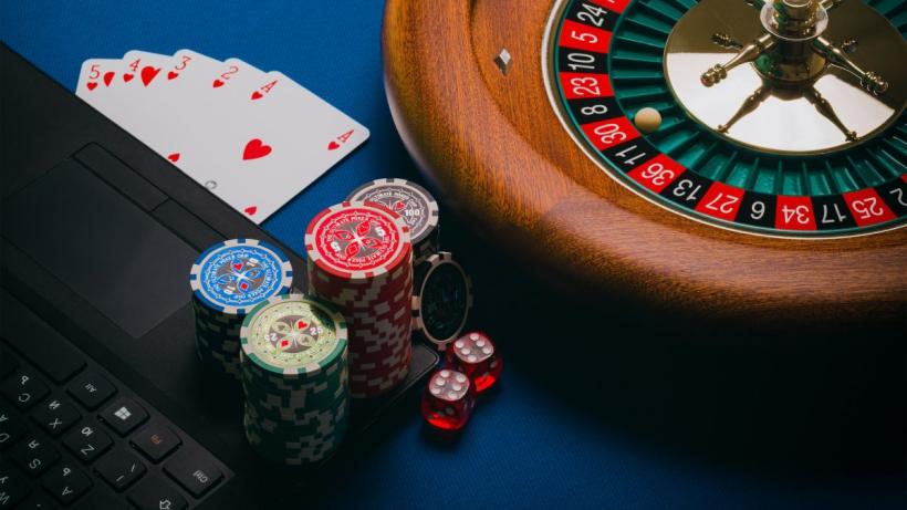 (P) Cum pot profita companiile de pe urma modificărilor aduse legii jocurilor de noroc din România