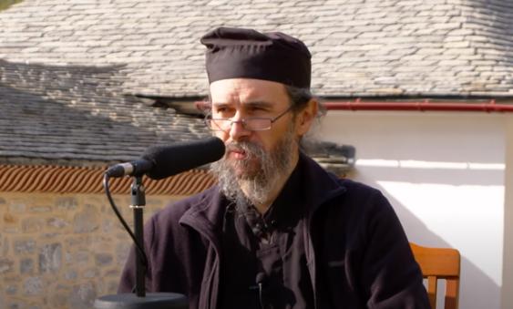 De ce nu există oglinzi în mânăstirile și chiliile de pe Muntele Athos. Iată secretul călugărilor: Iubirea de sine este un păcat foarte mare 18869858