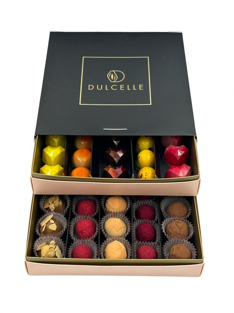 Cel mai mare târg de ciocolată din România își deschide porțile. Colecții delicioase de Crăciun și daruri de lux 18870141