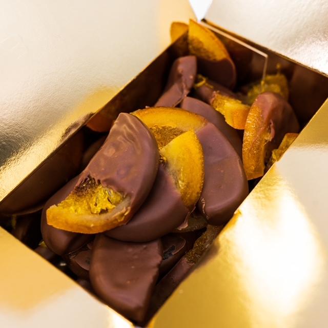 Cel mai mare târg de ciocolată din România își deschide porțile. Colecții delicioase de Crăciun și daruri de lux 18870143