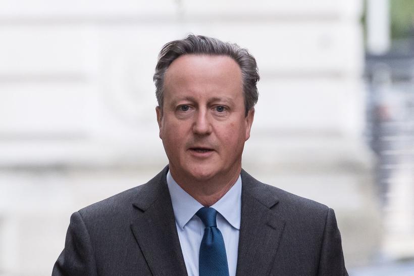 Prima deplasare a ministrului britanic de Externe Cameron, la Kiev
