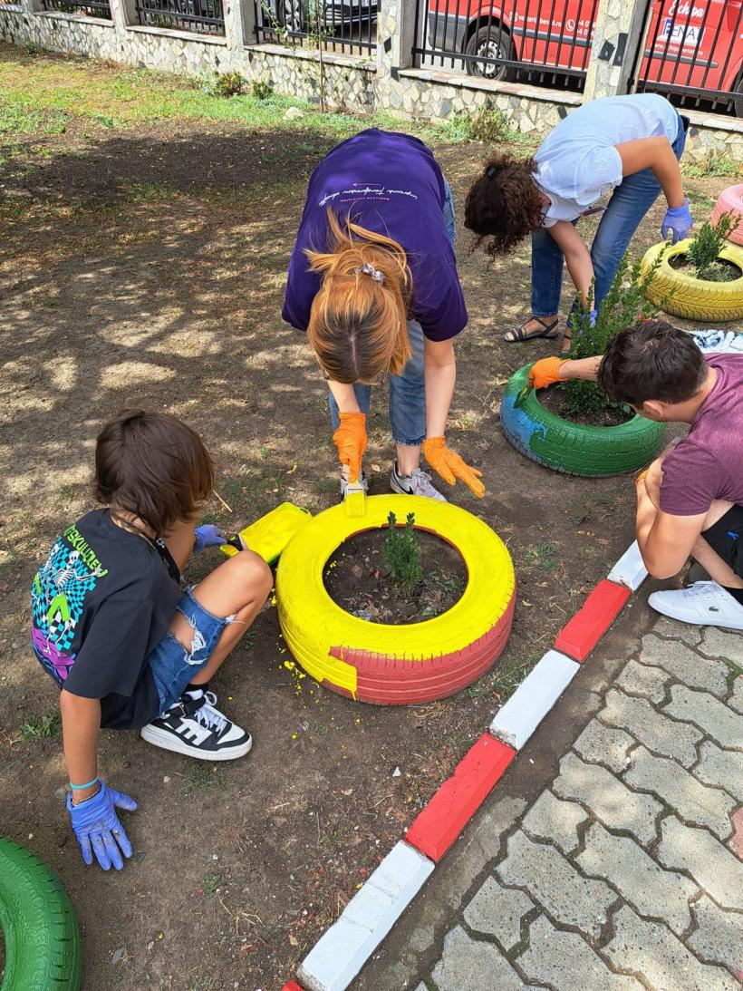 Șansă pentru 30.000 de elevi: Poveștile reparatorilor de școli din spatele platformei HartaEdu.ro  18869948