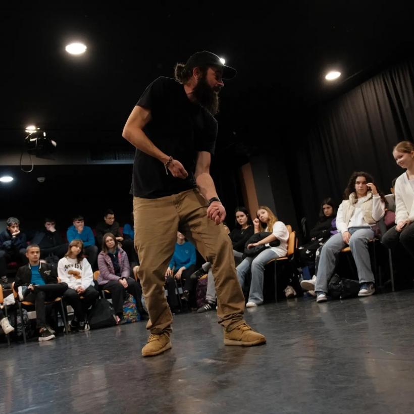 Sezonul din 2023 al Festivalului Internațional de film pentru publicul tânăr KINOdiseea s-a încheiat  Filmul danez Zâna florilor și trolul de piatră este câștigătorul competiției celei de-a  XV-a ediții  18869906