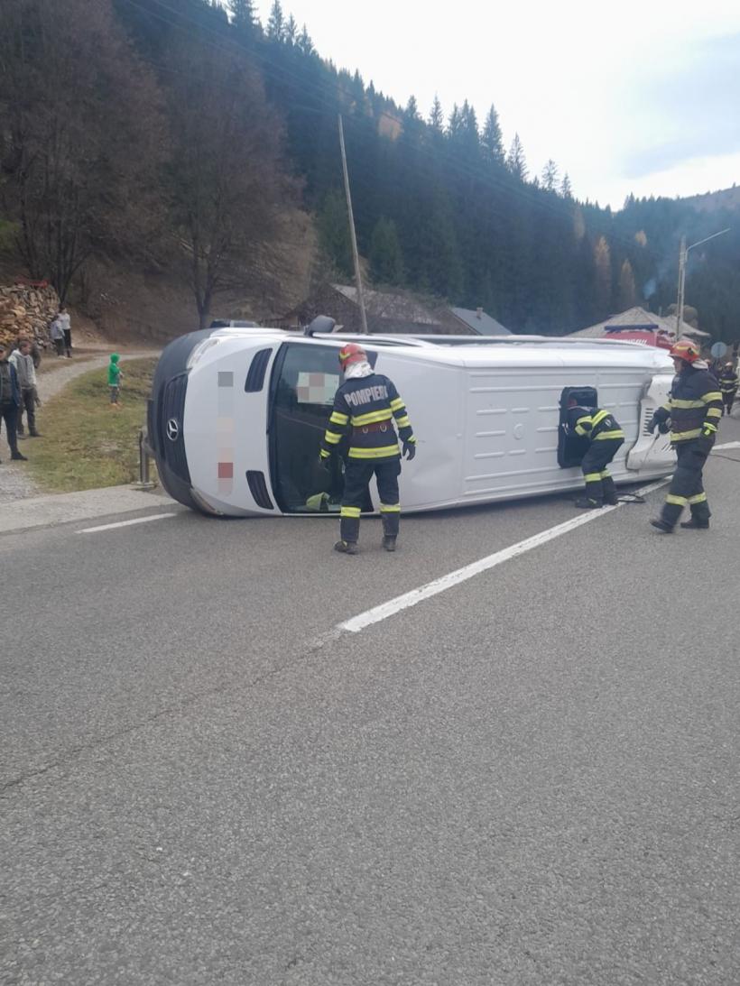 Alertă în Suceava, după un accident între un microbuz și un camion. A fost activat Planul roșu de intervenție 18870370
