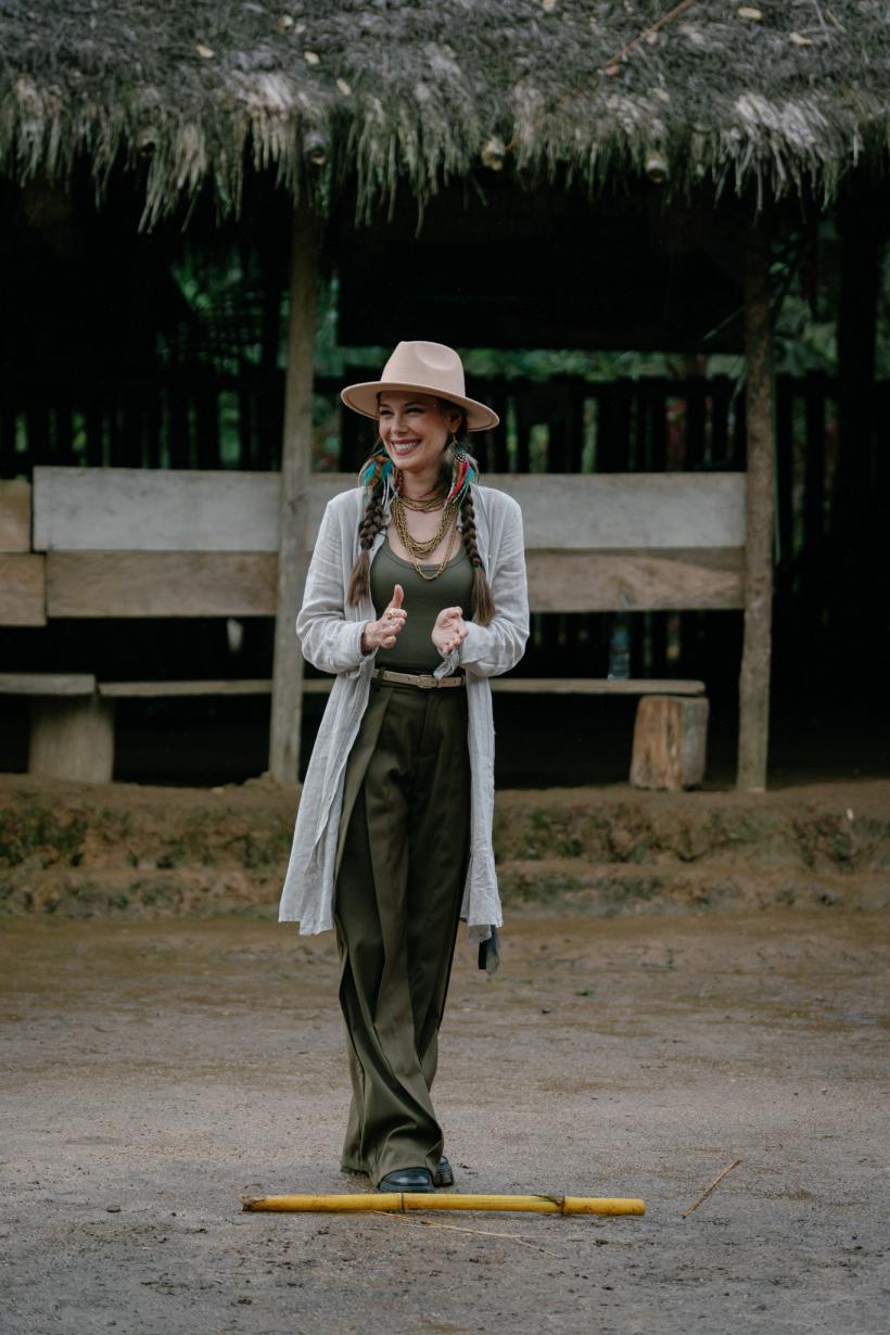 Joc de amuletă memorabil pe Drumul Soarelui:  concurenții America Express sunt primii vizitatori europeni ai unui trib amazonian 18870483