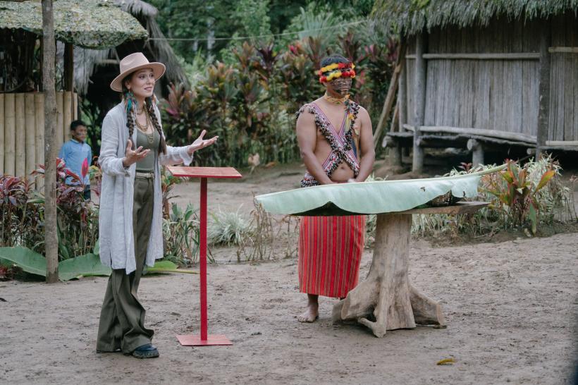 Joc de amuletă memorabil pe Drumul Soarelui:  concurenții America Express sunt primii vizitatori europeni ai unui trib amazonian 18870484