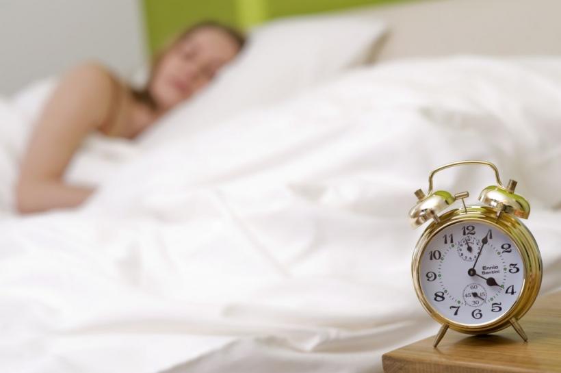Somnul de calitate, vital pentru sănătate. Câte ore trebuie să dormim pe noapte pentru ca organismul să se refacă