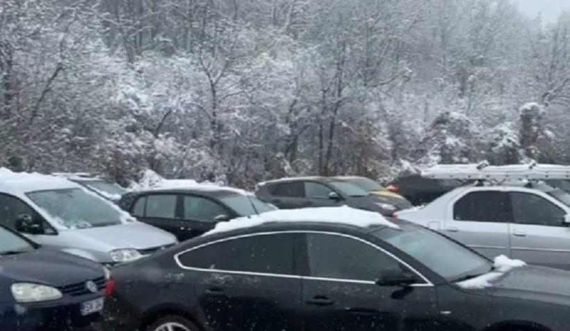 Cozi de ore întregi la vulcanizări! Revin anvelopele de iarnă 18870572