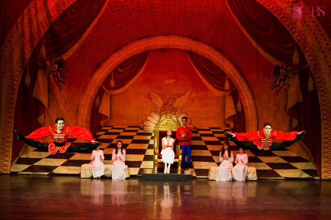 Premiera de balet clasic „Spărgătorul de nuci” se dansează la Sibiu cu casa închisă 18870430
