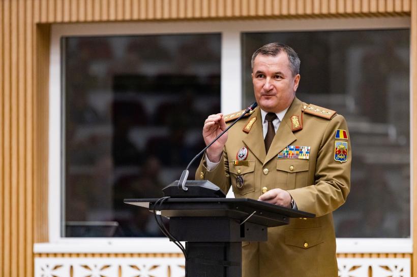 Șeful Statului Major al Apărării, discuții în Franța despre brigada dislocată în România