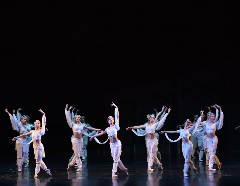 Emoție și eleganță la final de noiembrie: Evgheni Oneghin, Otello, Baiadera și Magazinul de păpuși pe scena Operei Naționale București 18870435