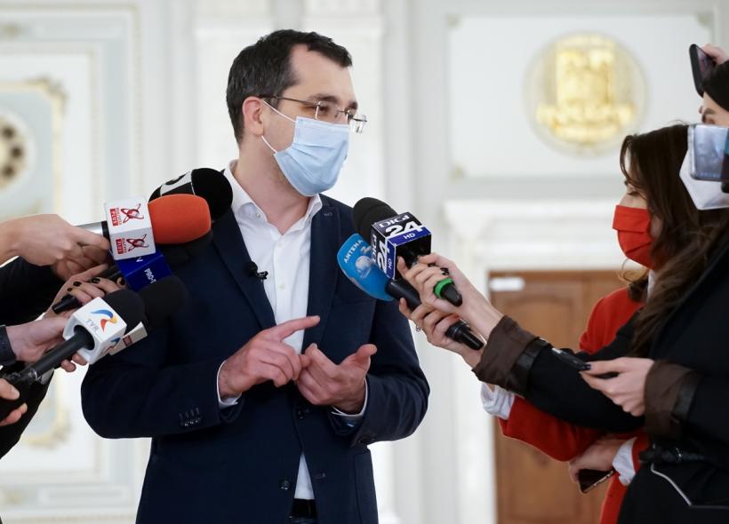 Voiculescu: Deciziile privind achiziția de vaccinuri au fost luate de premierul de la acea vreme
