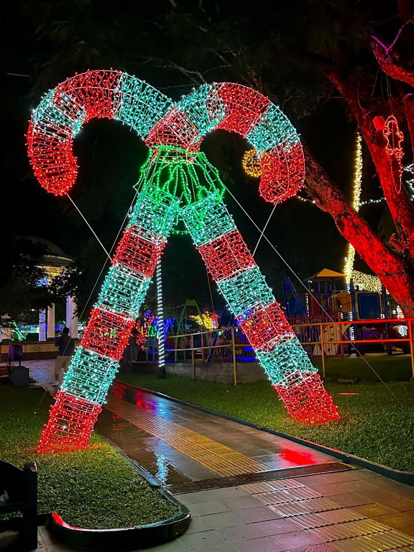 Pregătiri pentru Sărbători și turiști 18871468