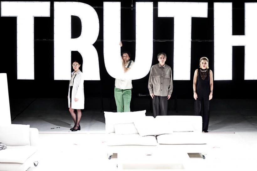 O nouă premieră la Teatrul Național Timișoara: Adevărul de Florian Zeller 18871866