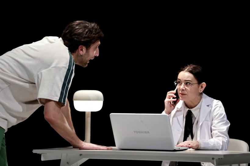 O nouă premieră la Teatrul Național Timișoara: Adevărul de Florian Zeller 18871868