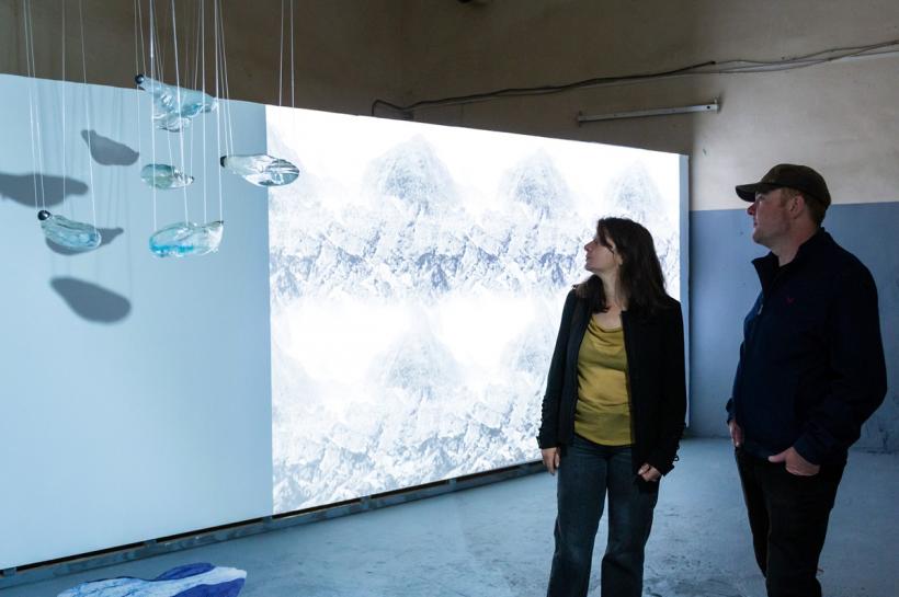 Viitorul așa cum și-l imaginează tinerii, în expoziția THIS IS NOT MY YOUTHOPIA, între 5 – 15 decembrie la Timișoara 18871823