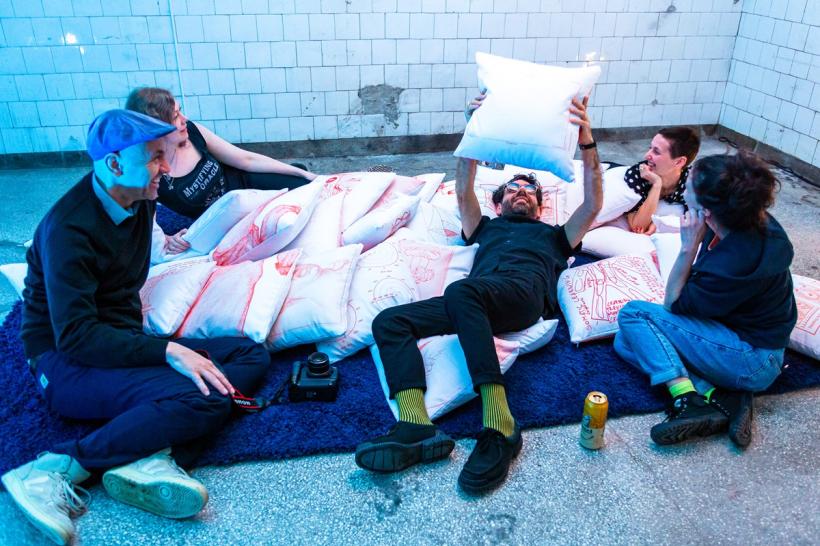 Viitorul așa cum și-l imaginează tinerii, în expoziția THIS IS NOT MY YOUTHOPIA, între 5 – 15 decembrie la Timișoara 18871824