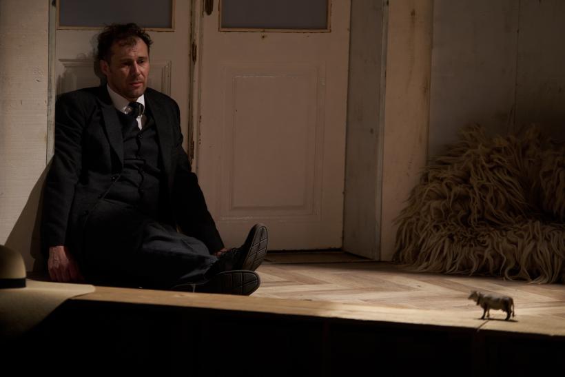 Tinerii barbari, în turneu la Teatrul Național din Budapesta! 18872280