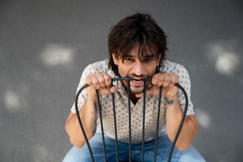 Un nou personaj controversat vine să tulbure povestea Lia – Soţia soţului meu. „În viață, trebuie să acționezi și, dacă ai dreptate, adevărul va ieși la lumină. Sau nu!” 18872362