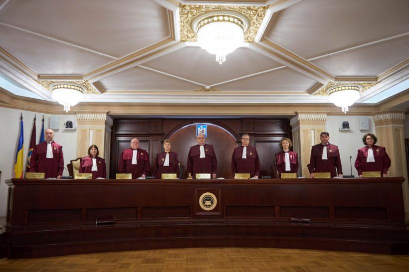 Sesizarea pe Legea Consiliului Legislativ, dezbătută de CCR pe 13 decembrie