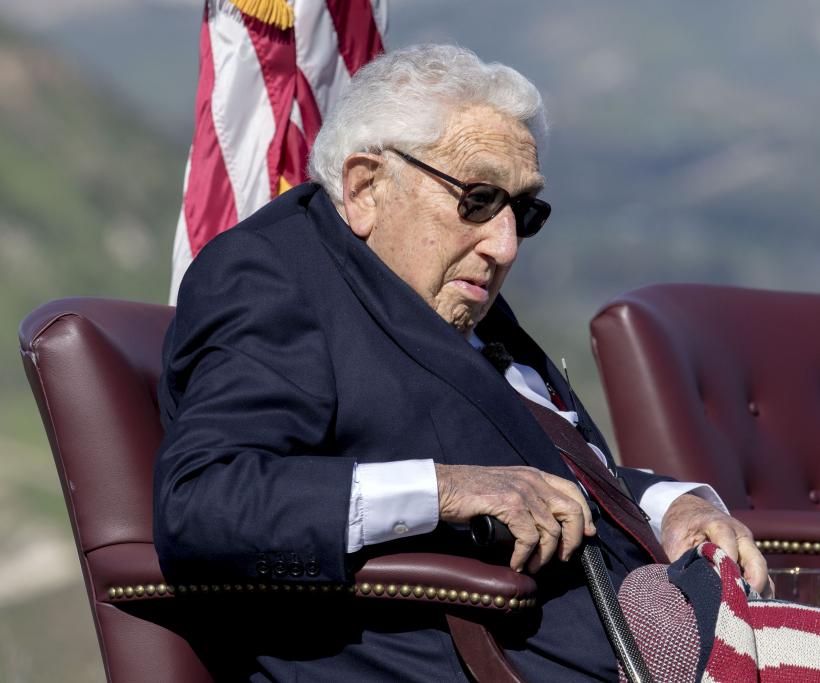 A murit Henry Kissinger! Diplomatul american care credea că Ucraina ar trebui să cedeze teritorii în schimbul păcii cu Rusia, laureat al Premiului Nobel pentru pace, avea 100 de ani 18872706