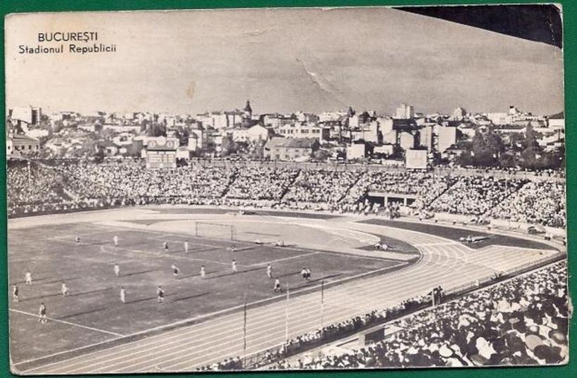 Campionatul de fotbal al României Mari 18872565