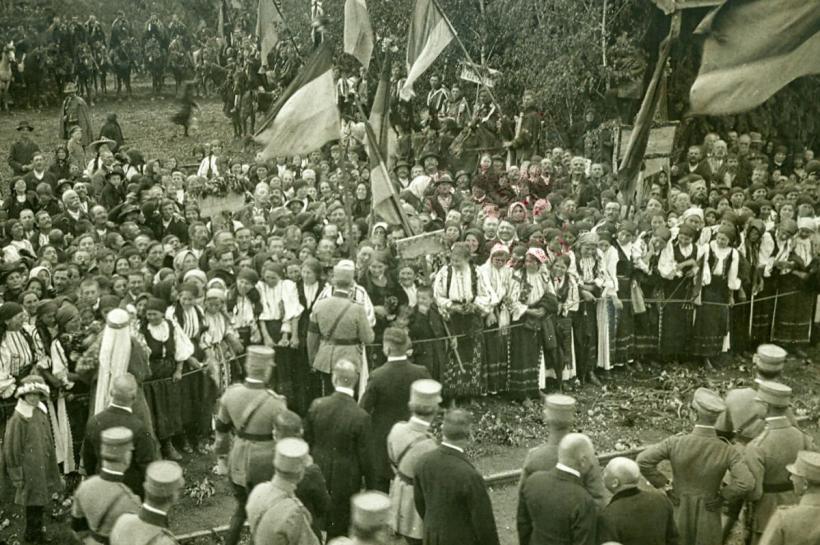 Interviu-eveniment cu președintele Academiei Ioan Aurel Pop: „Asta îi doresc eu țării: să ne țină și să ne redea demnitatea, bucuria de a fi români” 18872595