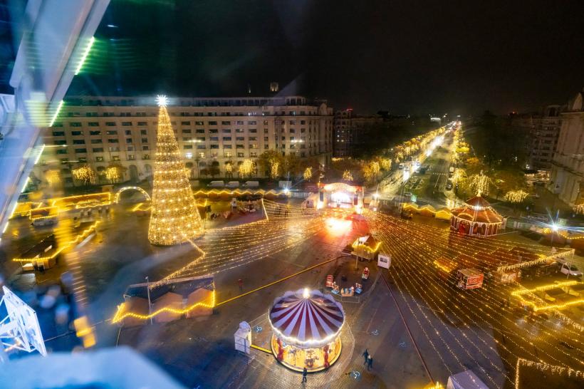 Luminile de la Târgul de Crăciun din București, aprinse de elevi olimpici