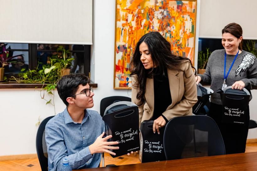 Luminile de la Târgul de Crăciun din București, aprinse de elevi olimpici 18872716