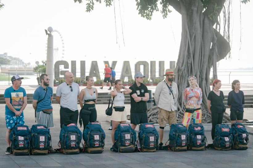 Diseară, de la 20:30, la America Express: întâlnire palpitantă la cursa pentru ultima șansă  Concurenții hrănesc crocodili într-o pădure de mangrove 18872895