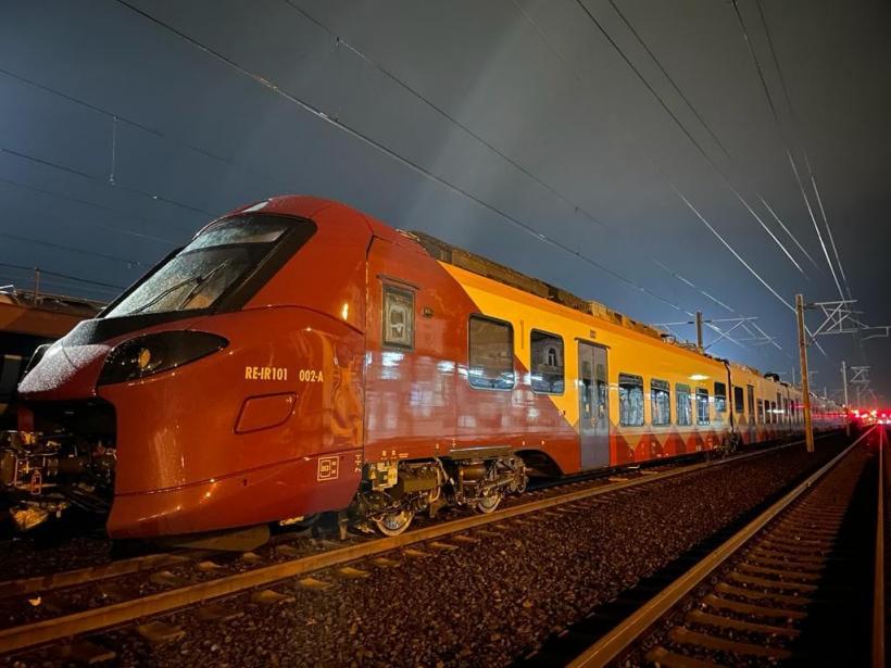 Primul tren electric produs de Alstom a intrat în România pe la Curtici