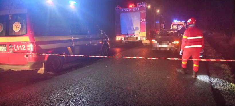 Accident teribil în Teleorman: Doi bărbați au decedat, iar o femeie se zbate între viață și moarte după ce o mașină s-a răsturnat pe câmp 18873388