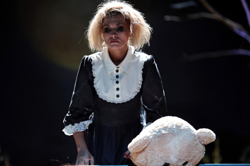 CONUL LEONIDA FAȚĂ CU REACȚIUNEA, direcția scenică Felix Alexa, la Teatrul Național din Timișoara 18873535