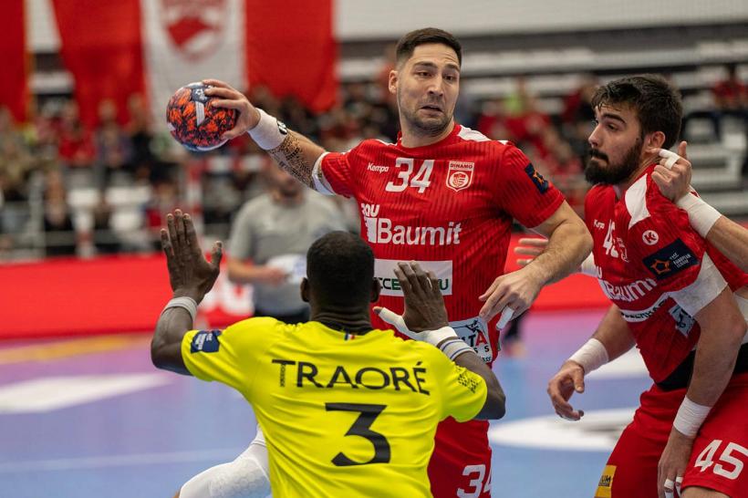 Dinamo București și CSM Constanța, calificate în primăvara europeană a handbalului masculin 18873595