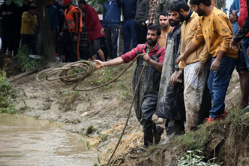 Inundații devastatoare în India 18873412