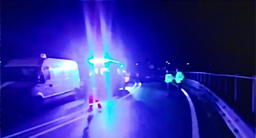Trafic oprit între Giurgiu și Zimnicea: Un camion s-a răsturnat și sunt scurgeri de motorină