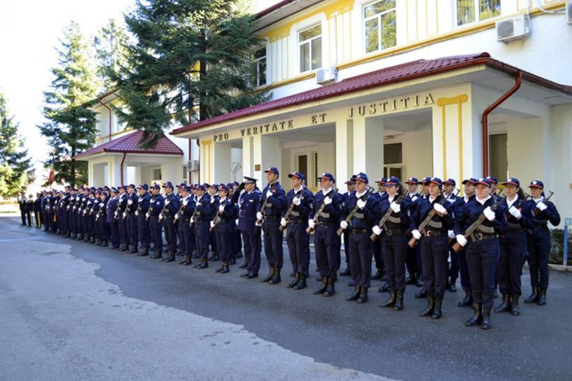 Câmpina va deveni orașul polițiștilor 18873541