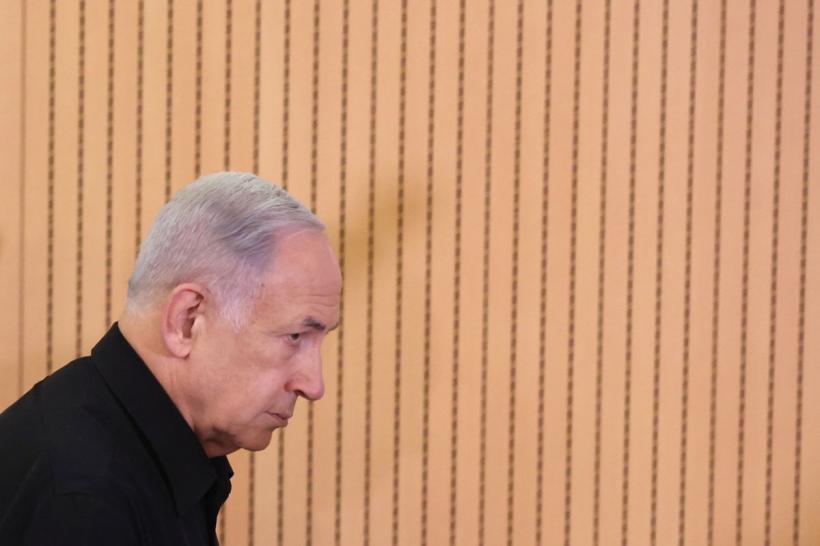 Netanyahu poartă două războaie și riscă să le piardă pe amândouă
