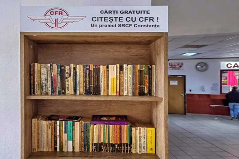 În Gara Constanța s-a deschis o bibliotecă pentru călători