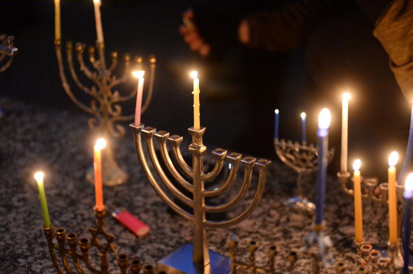 Ce este Hanuka și cum se sărbătorește în întreaga lume
