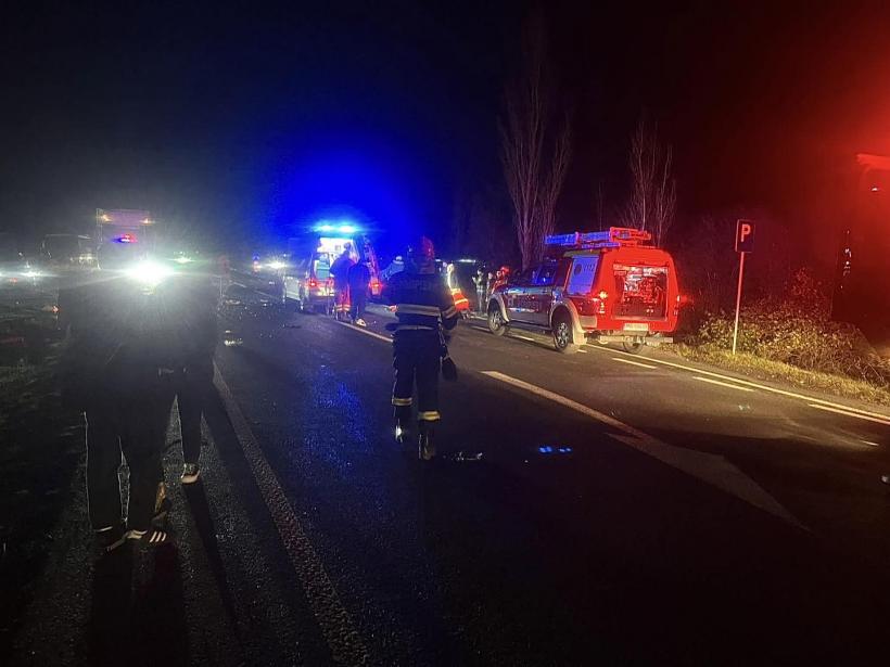 Șase mașini implicate într-un accident pe DN 1, în zona Perșani, județul Brașov