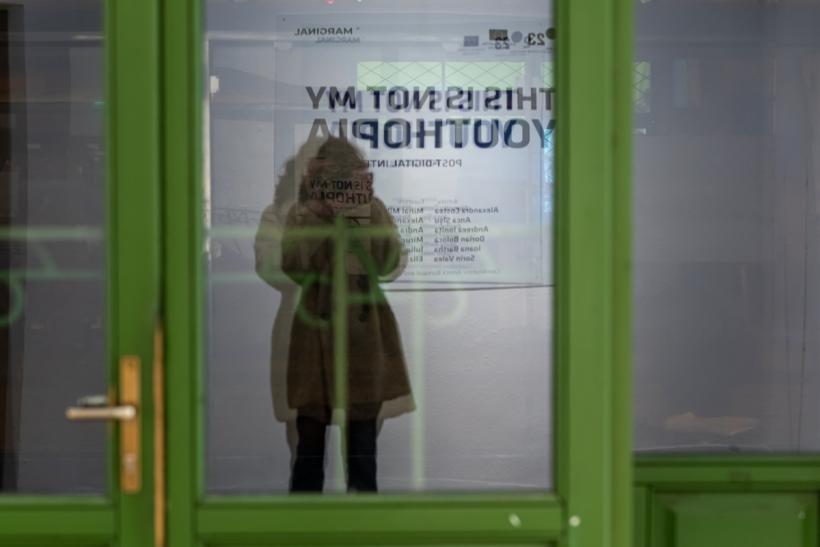 Expoziția THIS IS MY YOUTHOPIA, creată de 6 tineri  care vorbesc despre lumea din jur, până pe 15 decembrie la Timișoara 18874803