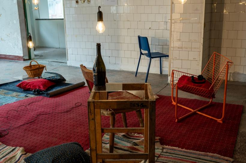 Expoziția THIS IS MY YOUTHOPIA, creată de 6 tineri  care vorbesc despre lumea din jur, până pe 15 decembrie la Timișoara 18874813