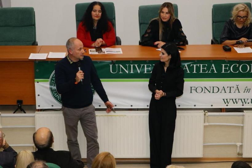 Personalitățile feminine ale anului au fost premiate la Gala Green Woman 2023. Printre cele 12 femei de succes, care au primit distincția Green Woman se numără Cătălina Porumbel și Mona Lisa Popa 18874952