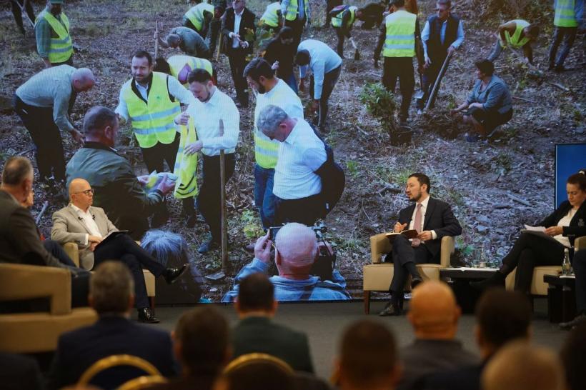 Un nou Cod Silvic: Plimbări libere prin pădure, dar sancțiuni mai dure împotriva distrugerii naturii 18874759