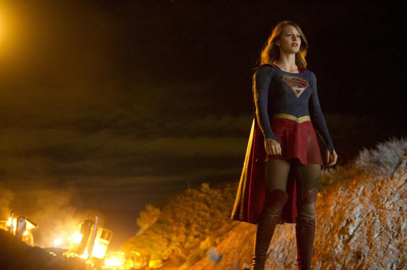 Warner TV este prima televiziune din România care difuzează „Supergirl”. Serialul are premiera în ianuarie!