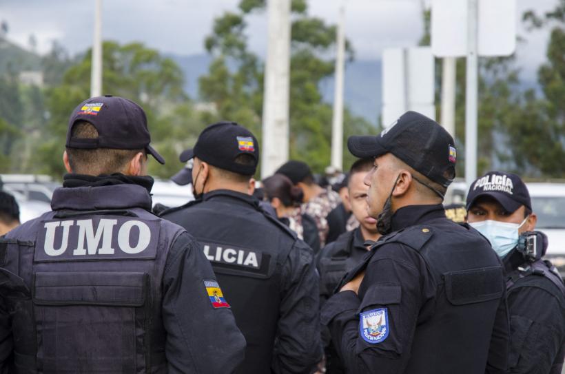 Generali, avocați și șefi de penitenciare arestați pentru trafic de droguri în Ecuador