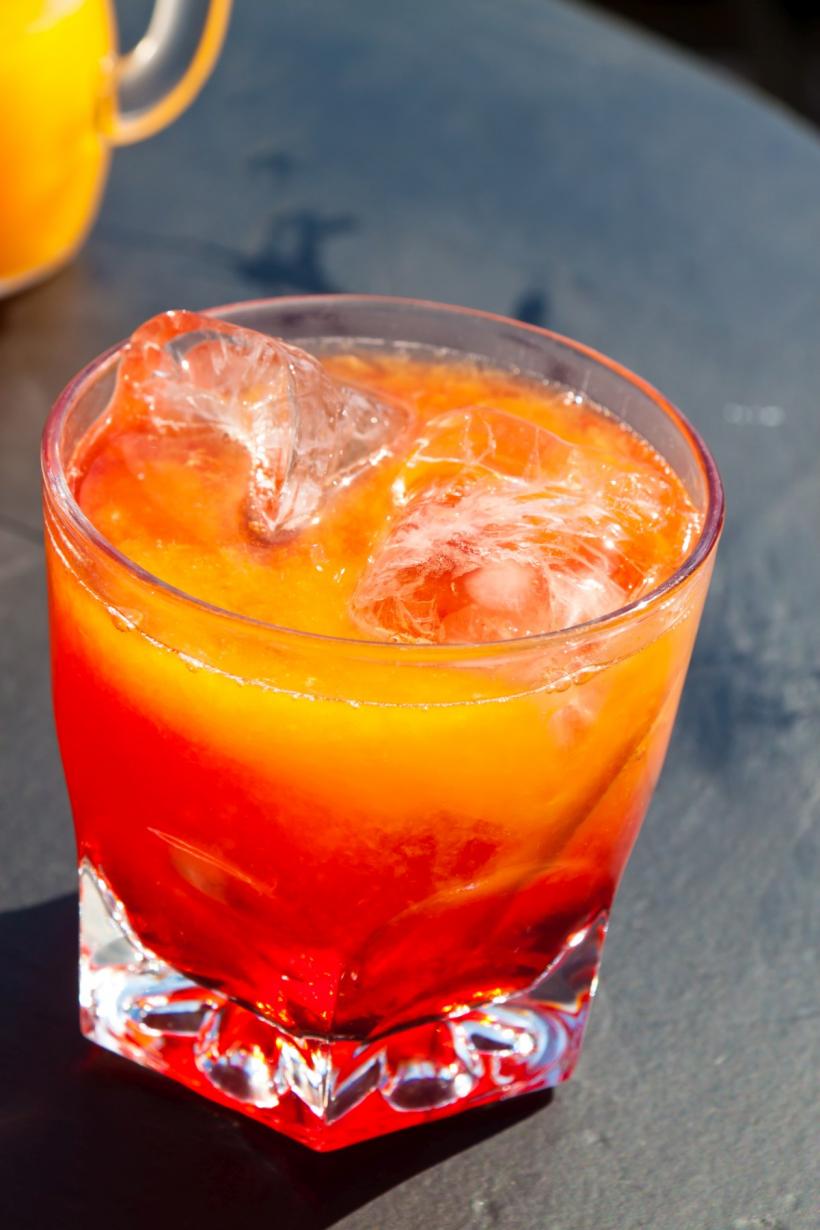 Tranzacție de miliarde: Gigantul italian Campari cumpără casa franceză istorică de cognac Courvoisier  18875229