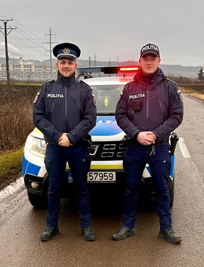 O femeie din Mureș, la un pas de moarte. A fost înjunghiată de fostul iubit și apoi plimbată ore întregi cu mașina 18875719