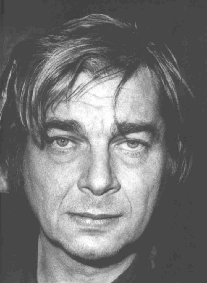 Patru decenii de la moartea omului, nouă decenii de la nașterea poetului. ​​​​​​​Nichita Stănescu, închinăciune de decembrie 18875560